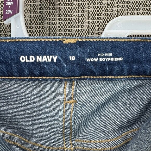 Old Navy Womens Mid-Rise Wow Boyfriend Jeans Size 18 Blue Denim - Picture 3 of 11